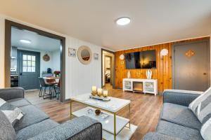 Radiant Arden Home - 10 Mi to Biltmore!