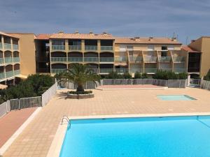 Duplex dans résidence avec piscine