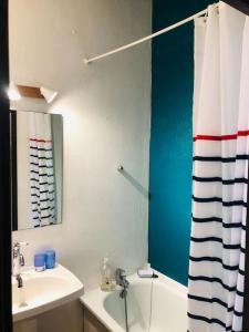 Duplex dans résidence avec piscine