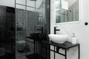 Krowoderska 55 - by Upstairs