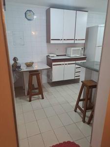 Apartamento 200m da Praia Grande e 200m da Praia Tenório