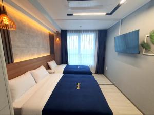 라비앙즈-Raviens-Elliys Room