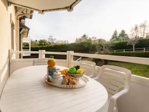 Appartements Apartment Les Jardins de la Cote Fleurie by Interhome : photos des chambres