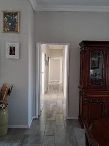 15 Kameeldoring 2-bedroomed self-catering unit, Clubview