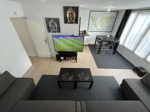 Decathlon Arena Stade Pierre Mauroy à 5mn à Pieds - Ascq