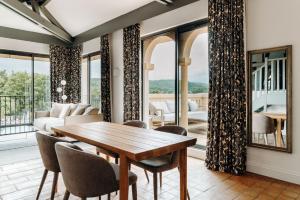 Hotels Domaine de Rochebois & Spa Nuxe : photos des chambres