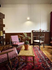 Hotels Hotel des Remparts : photos des chambres
