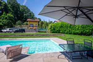 VILLA NOVELLI con Piscina e ampio Giardino