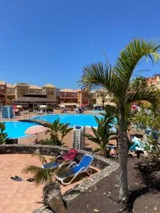 Amazing Penthouse - Chayofa