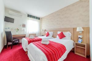 Hotels Brit Hotel Confort Castres : Chambre Lits Jumeaux