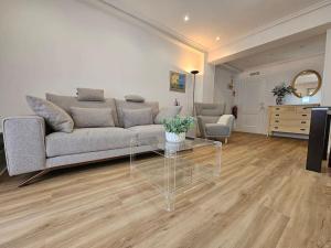 25A05 Apto moderno y céntrico by R2R Consulting