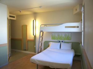 Hotels Ibis Budget Toulon Centre : photos des chambres