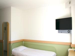 Hotels Ibis Budget Toulon Centre : photos des chambres