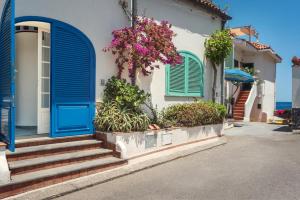 Blue54 - Pozzillo sul mare fra lEtna e Taormina