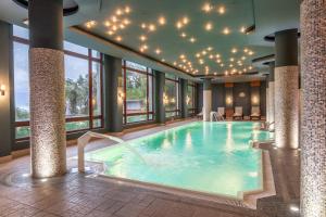 Park Lake Luxury Hotel