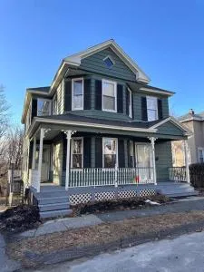 Large 4Bd, 2Bath Victorian Home Near Downtown Worcester - أوبورن
