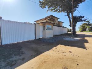 Casa Bougainville - Casa de 3 quartos, frente pro mar, piscina privativa aquecida, Wifi 400 Mb, Playstation 5