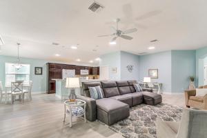 Golf Cart & Pool Access: The Villages Home!