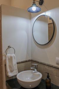 San Cayetano 3 with AC just a block away from the main square