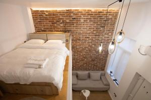 Banffys little house