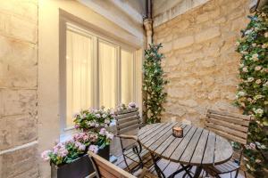 Appartements Jardin Saint Honore Apartments : One-Bedroom Apartment with Terrace - Ground Floor 