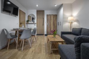 Gold Apartments Cicha 16 - Centrum - Dwie sypialnie i parking