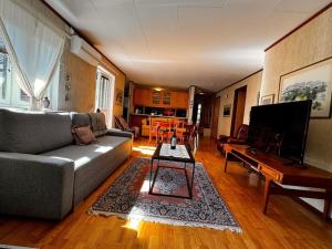 Home for Workers & Familys Near Volvo