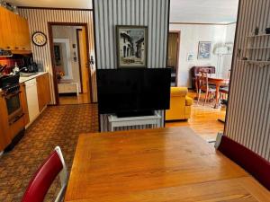 Home for Workers & Familys Near Volvo