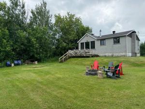 Chalet Scott SPA sur Rivière