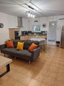 Maisons de vacances Au pied des alpilles : photos des chambres