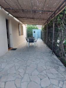Maisons de vacances Au pied des alpilles : photos des chambres