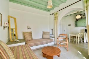 Golden Beach Hotel & Apartments Tinos Greece