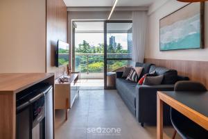 Apartamento Charmoso Apenas 750m da Praia! BCA0601