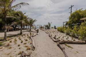 Comodo Apartamento con Terraza Frente al Mar - D1