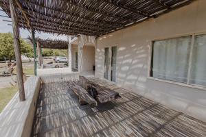 Comodo Apartamento con Terraza Frente al Mar - D1