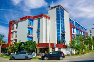 自由区酒店 - 拉腊什