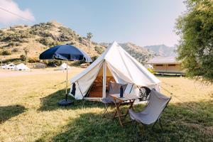 White’s Landing Catalina Camp