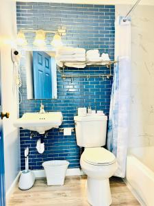 Classic Studio room in Blue Spruce Motel & Townhouses