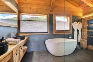 Chalets Residence Belle Etoile - Chalet Belle Etoile - 12 Personnes - Morzine MAE-1911 : photos des chambres