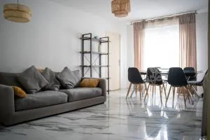 Appartement 4 chambres proche Stade de France, parking et balcon sur jardin - 奥贝维利埃