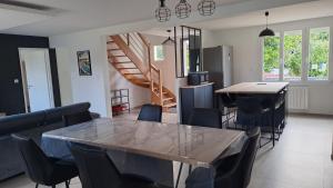 Maisons de vacances Grande Maison au calme a 5mn de la plage : photos des chambres