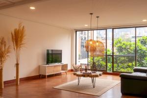 Habitación optima y central en el Poblado - B9