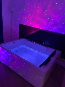 Paris La Défense - Santorin Apartment with jacuzzi - 库尔布瓦