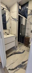 Appartements LE156 Studio Cosy Thermes, Piscine & Box Prive : photos des chambres