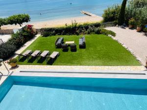 The Beach Villa, Perigiali - LUXURY BEACHFRONT