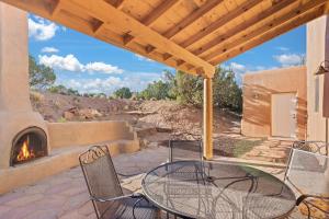 Roadrunner Retreat in Santa Fe NM