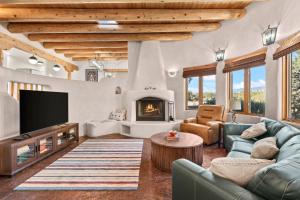 Roadrunner Retreat in Santa Fe NM