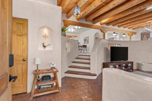 Roadrunner Retreat in Santa Fe NM