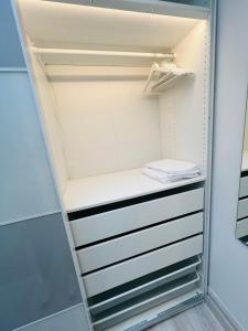 Luxurious 5Star Retreat on Westports Main Street