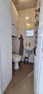 Comfort Triple Room room in Central Apartment Krefeld